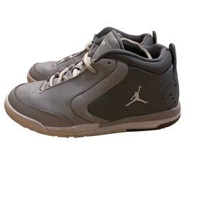Jordan Basketball Shoes Sneakers High‎ Top Athletic Gray Kids Size 3Y